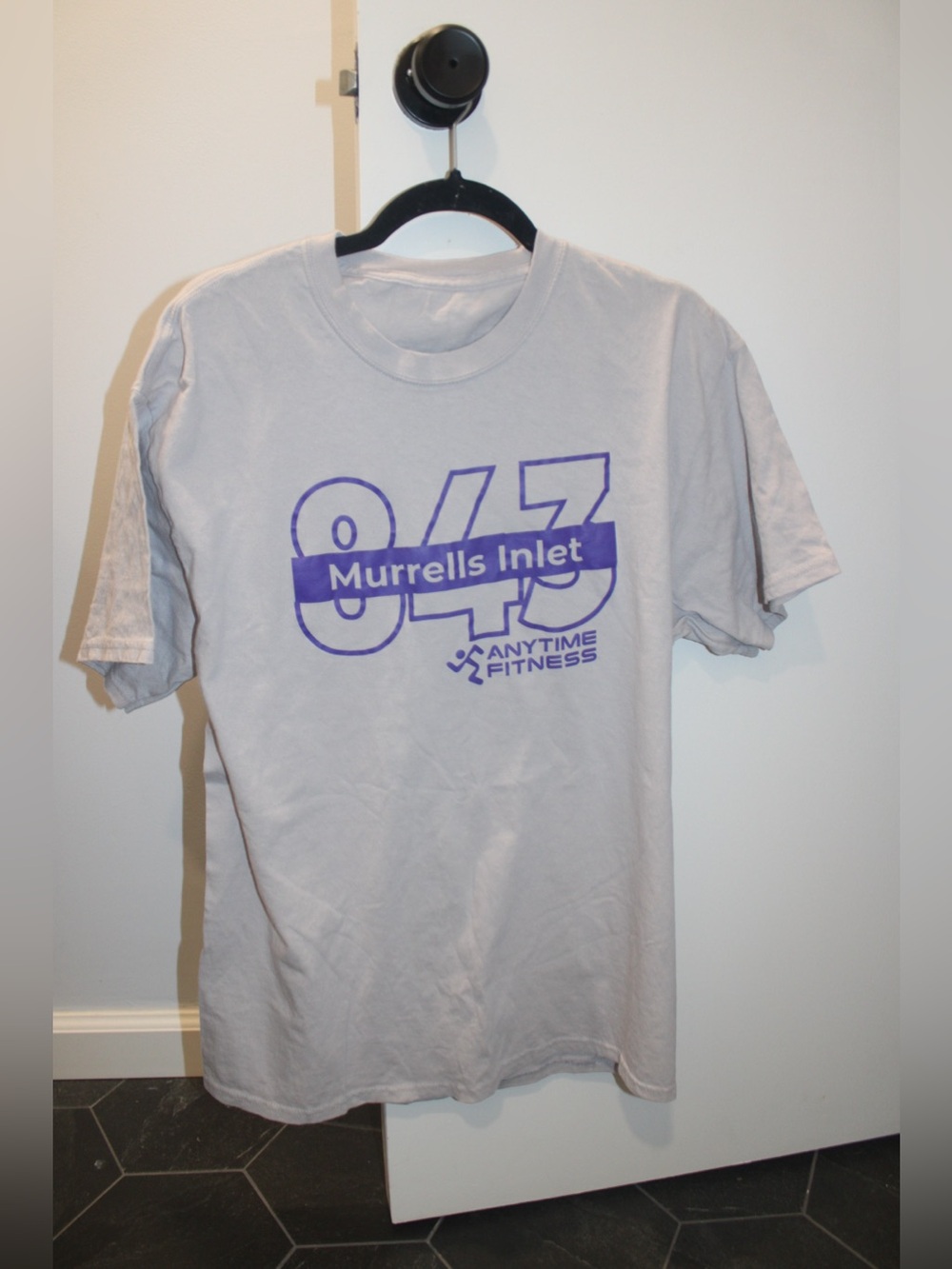 Anytime Fitness Murrells Inlet SC 843 Area Code T-Shirt Gray Purple Large L